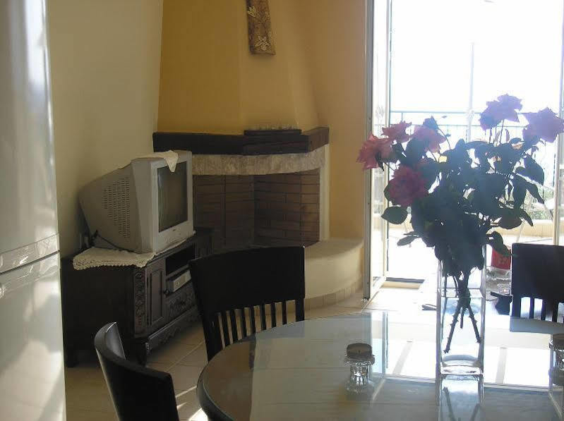 Apartamento Nostimon Emar Lourdata  Exterior foto